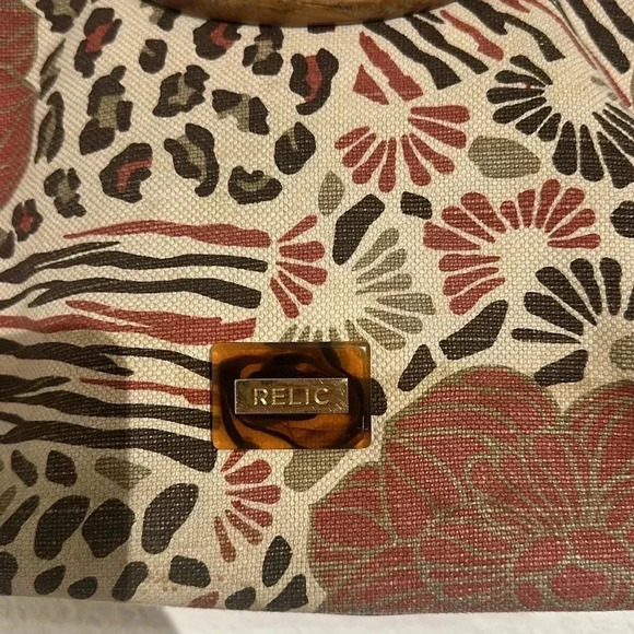 Relic by Fossil Tote Bag or Crossbody Wood Handles Florals with Shoulder Strap - Picture 2 of 6